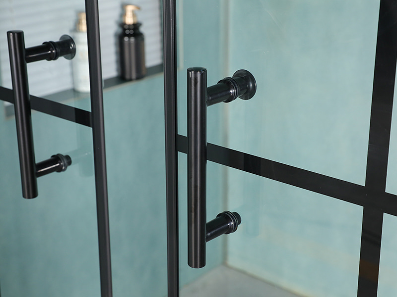 DD-6 Šedá sprchová zástěna z tvrzeného skla s dvojitou rukojetí DD-6 Šedá sprchová zástěna z tvrzeného skla s dvojitou rukojetí