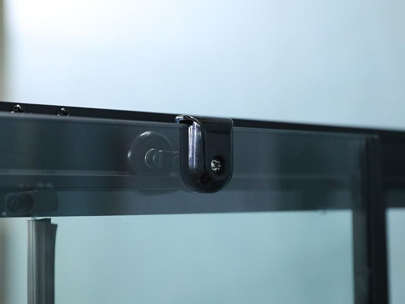 DD-6 Šedá sprchová zástěna z tvrzeného skla s dvojitou rukojetí DD-6 Šedá sprchová zástěna z tvrzeného skla s dvojitou rukojetí