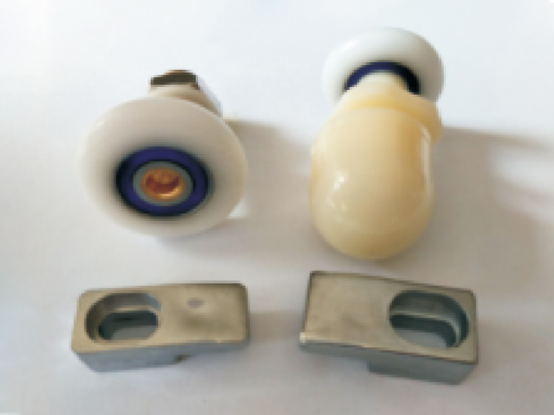 L007 Jednoduché a jednoduché posuvné skleněné sprchové válečky