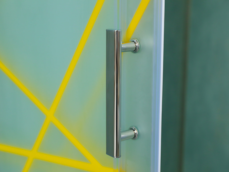 RE posuvný sprchový kout, matné tvrzené sklo s potiskem, zlatý hliníkový profil, rukojeť s dvojitými otvory, s vaničkou RE posuvný sprchový kout, matné tvrzené sklo s potiskem, zlatý hliníkový profil, rukojeť s dvojitými otvory, s vaničkou